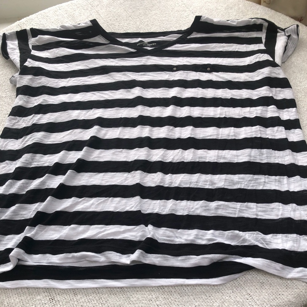 Denver Hayes 2xl summery striped top. New or line new top